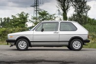 Munkaidő után született az első VW Golf GTI 12