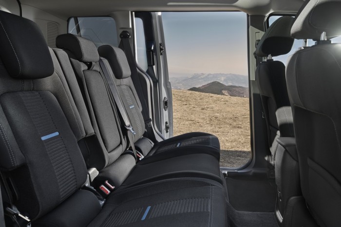 Divat-kisbuszok a Fordtól 6