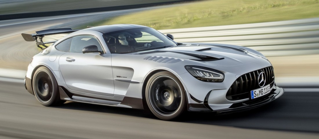 Utcai Mercedes nem volt még ennyire brutális