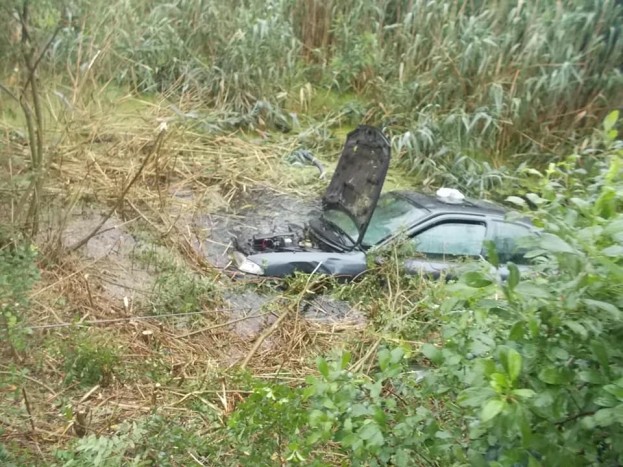 Különös balesethez riasztották a tűzoltókat a 4-es főúton 5