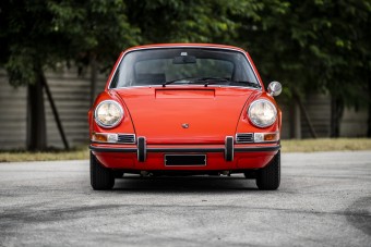 Új motor fejlesztéséhez használták a mandarin színű Porsche 911S-t