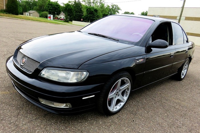 Meglepő motor került ebbe az Opel Omegába