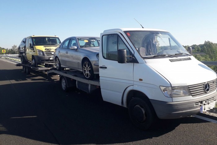 Trélerre pakolt trélert fogtak az M5-ösön 1 | Vezess Trélerre pakolt trélert fogtak az M5-ösön 1