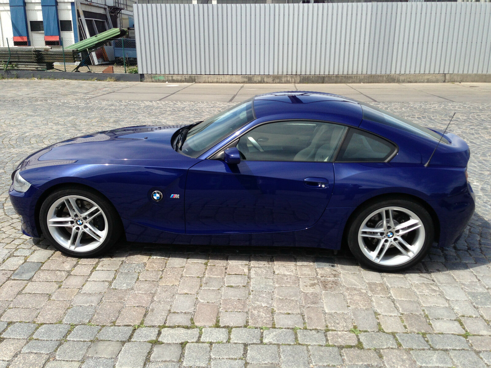 Ez a 13 éves BMW már most többet ér, mint új korában 4 Ez a 13 éves BMW már most többet ér, mint új korában 4