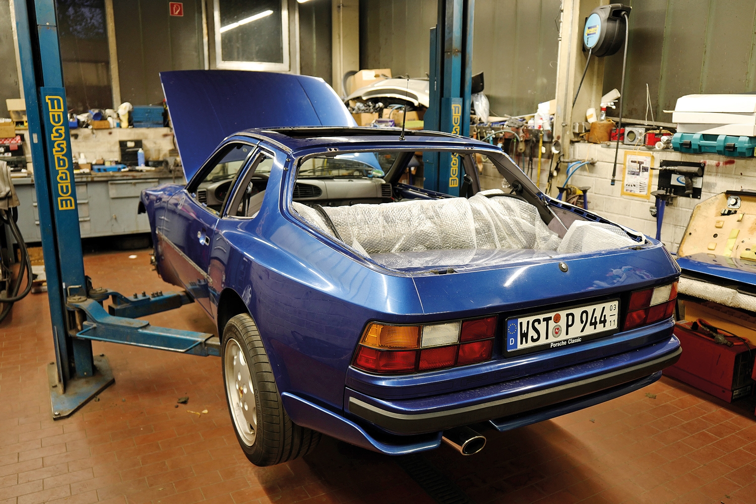 Tökéletes youngtimer a Porsche 944 S2 1