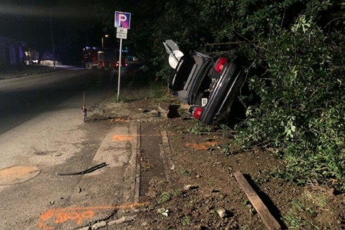 Felsorolni is nehéz, mi mindent amortizált le ittasan, bedrogozva egy autós Leányfalun