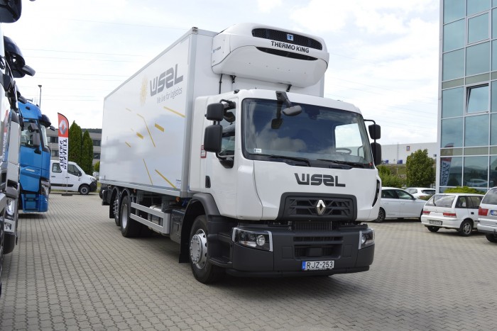 Ilyen teherautókkal szállítják az élelmiszereket