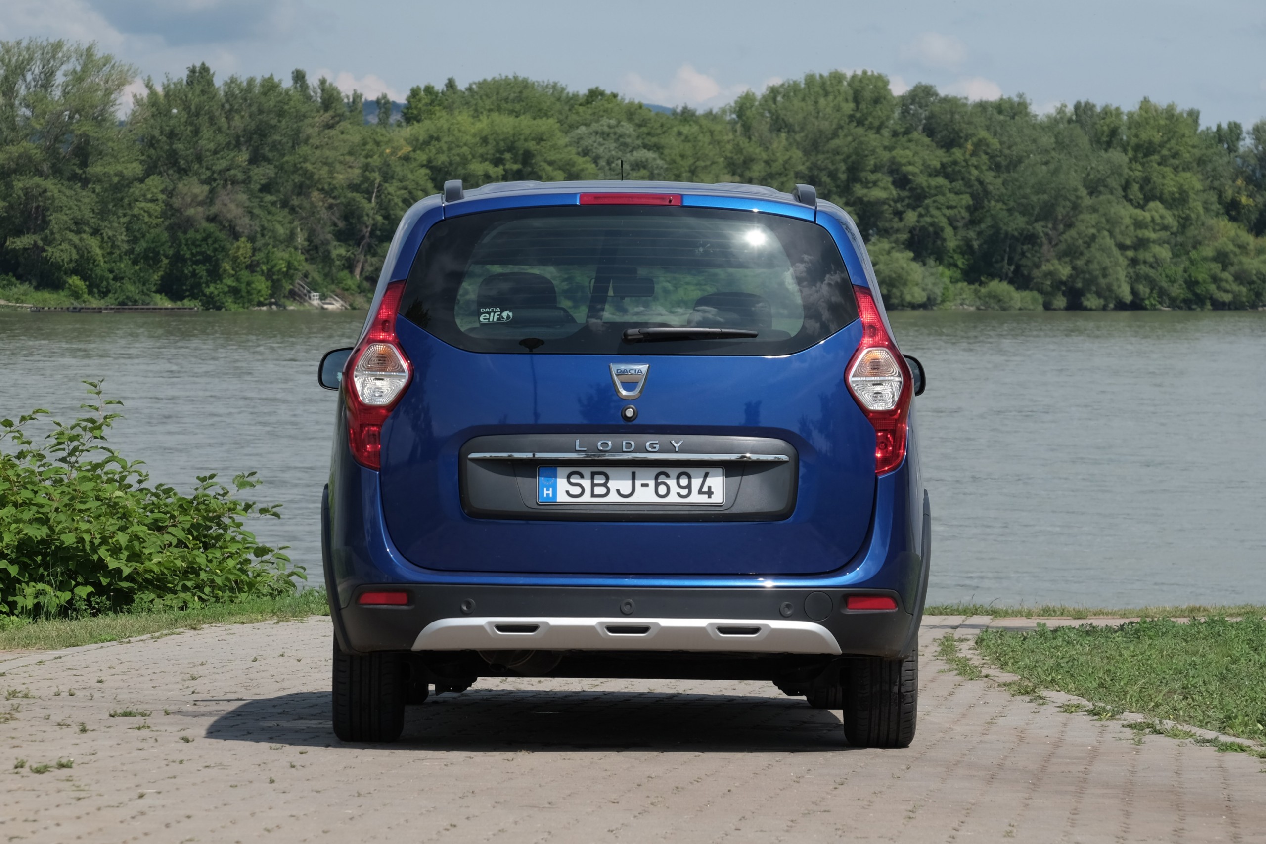 Kis pénzért nagy autó – Dacia Lodgy teszt 8