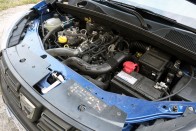 Kis pénzért nagy autó – Dacia Lodgy teszt 82