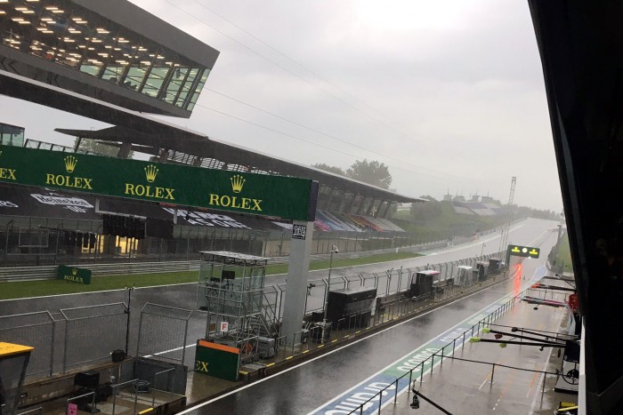 Felhőszakadással kezdődhet a Forma-1-es idény