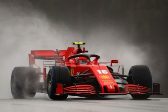 Leclerc: Nem elég gyors a Ferrari