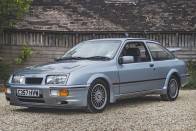 Ezt a Sierra RS Cosworth-ot hajtotta a brit sajtó 19