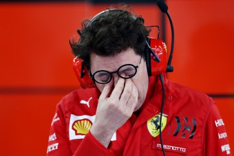 F1: Az olasz sajtó ki fogja csinálni a Ferrarit