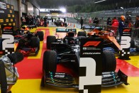 F1: Begyógyszerezve vezetett a McLaren-pilóta 1