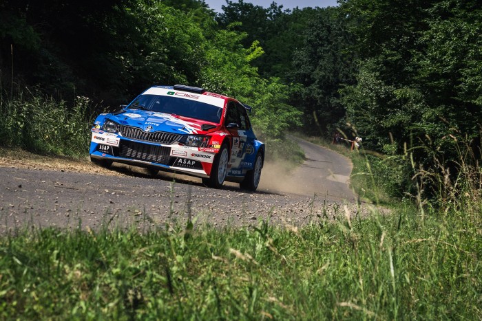 A fantasztikus négyes és a többiek 8