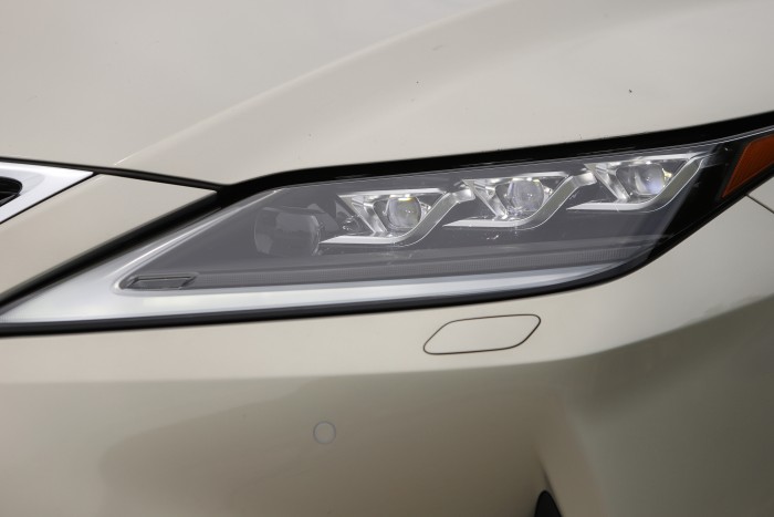 Luxus L-es kabátban – Lexus RX450hL 15