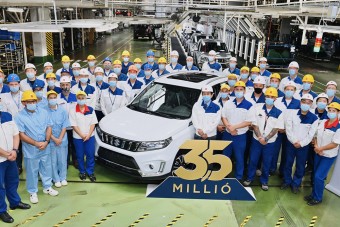 Ezt a Suzukit ünnepli az egész esztergomi gyár