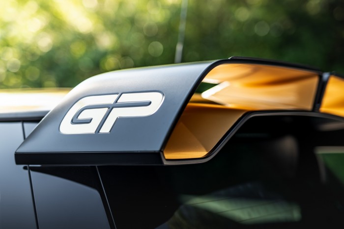 Rengeteg pénzt kér 45 lóerőért a Manhart 7 | Vezess Rengeteg pénzt kér 45 lóerőért a Manhart 7