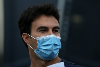 F1: Kutya baja a koronavírusos pilótának