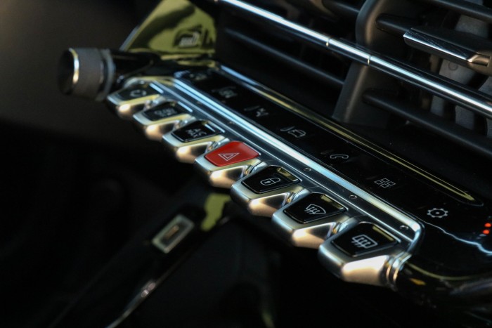 Tehetősekhez szól ez a Peugeot 9 Tehetősekhez szól ez a Peugeot 9