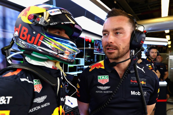 F1: Azonnali személycsere a Red Bullnál 2 | Vezess F1: Azonnali személycsere a Red Bullnál 2