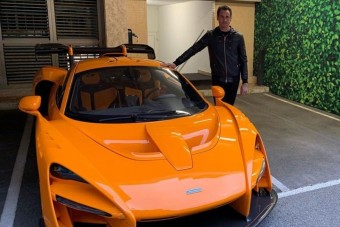 Összetörte méregdrága sportautóját Adrian Sutil