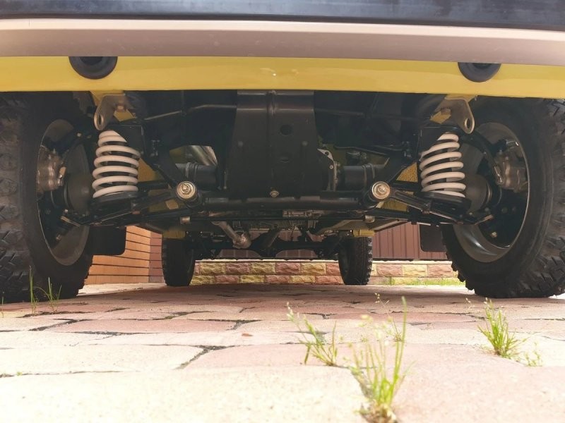 43 év alatt öt kilométert gurult egy Lada Niva, az ára ehhez méltó 4