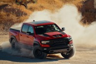 RAM 1500 TRX: új alfahím a pickupok között 26