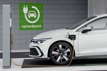 Kétféle plug-in hibridként kapható a VW Golf