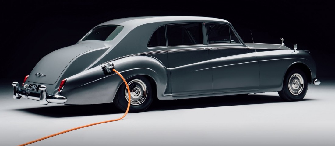 135 millióért neked is lehet elektromos Rolls-Royce-od