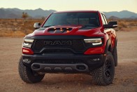 RAM 1500 TRX: új alfahím a pickupok között 33