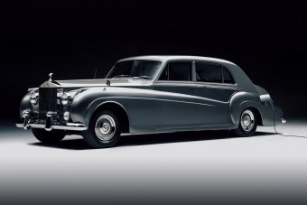135 millióért neked is lehet elektromos Rolls-Royce-od
