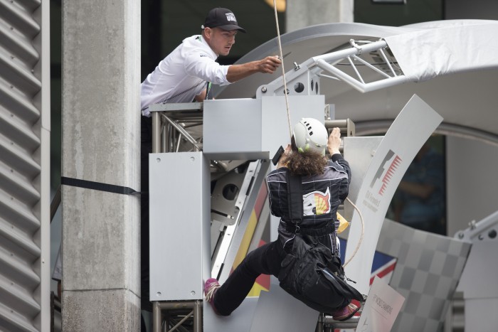 F1: Tüntetők próbálták megzavarni a Brit Nagydíjat 3