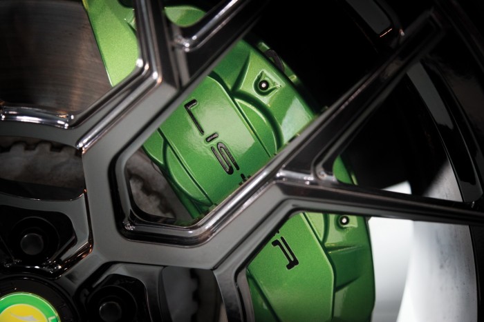 666 pokoli lóerő a Jaguar szabadidő-autójában 7