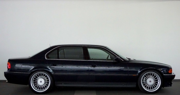 14 milliót kérnek ezért a használt BMW-ért, de újat sem kapsz menőbbet ennyiért 6 | Vezess 14 milliót kérnek ezért a használt BMW-ért, de újat sem kapsz menőbbet ennyiért 6