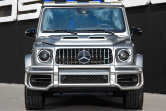Ez a Mercedes G-osztály 940 lóerővel egy pokoli, száguldó tégla