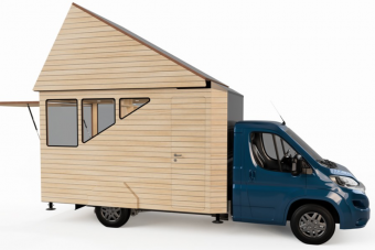 Ez már több mint lakókocsi, ez egy hordozható faház