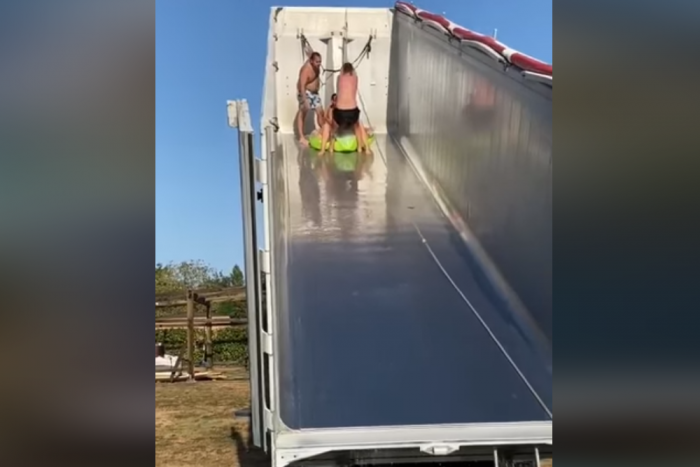 Így csinálnak élményfürdőt otthon a kamionosok