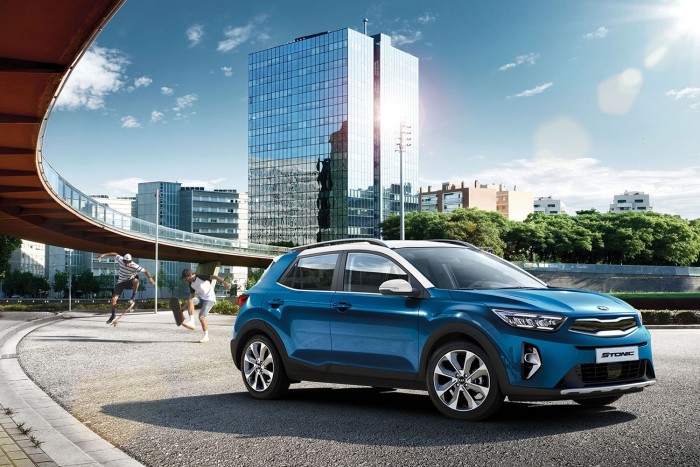 Hibriddé frissült a Kia kis crossovere, a Stonic