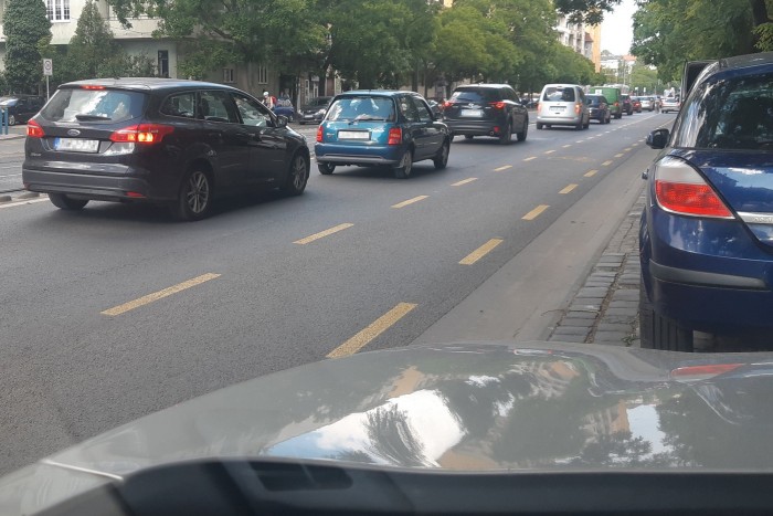 Utálod az ideiglenes biciklisávokat? Hát tüntesd el őket! 3 Utálod az ideiglenes biciklisávokat? Hát tüntesd el őket! 3