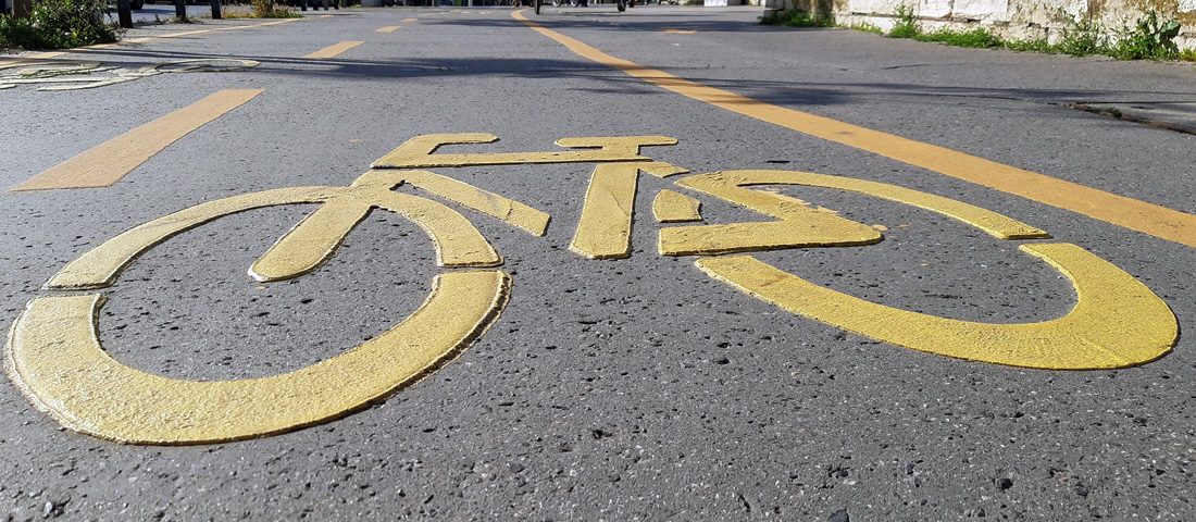 Utálod az ideiglenes biciklisávokat? Hát tüntesd el őket!