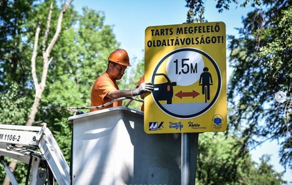 Itt az új magyar közlekedési tábla 1