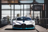 Milliárdokért is pillanatok alatt elfogy a Bugatti Divo 16