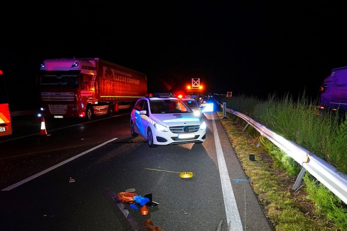 Tömegbaleset okozott káoszt éjjel az M5-ösön
