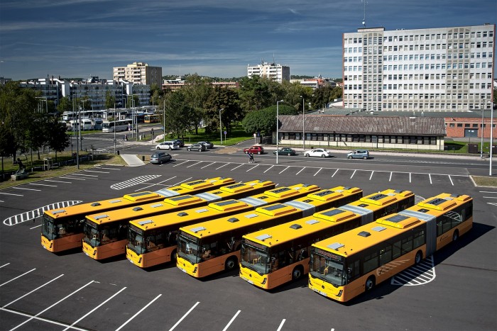 Átadták a Volánbusz új csuklósait 1 | Vezess Átadták a Volánbusz új csuklósait 1