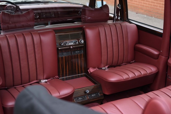 A togói diktátor 600-as Mercedese 7