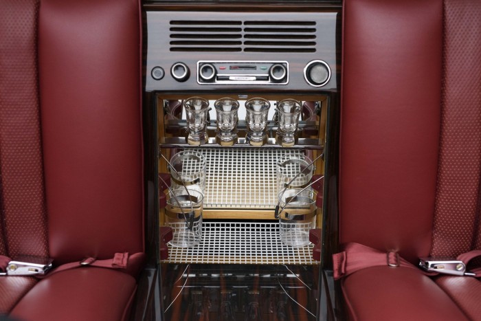 A togói diktátor 600-as Mercedese 9