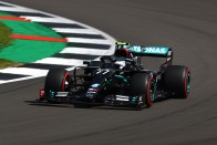 F1: Hatalmas körrekorddal Hamiltoné a brit pole 1