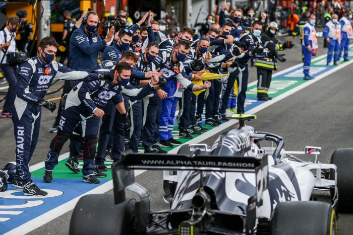 F1: Majdnem falnak ment a nap versenyzője