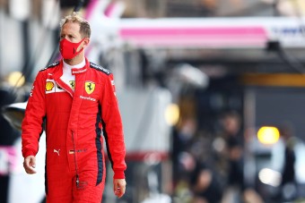 F1: Vettel nagyon kényes helyzetben